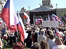 Na Václavském námstí v Praze probíhá demonstrace esko na prvním míst