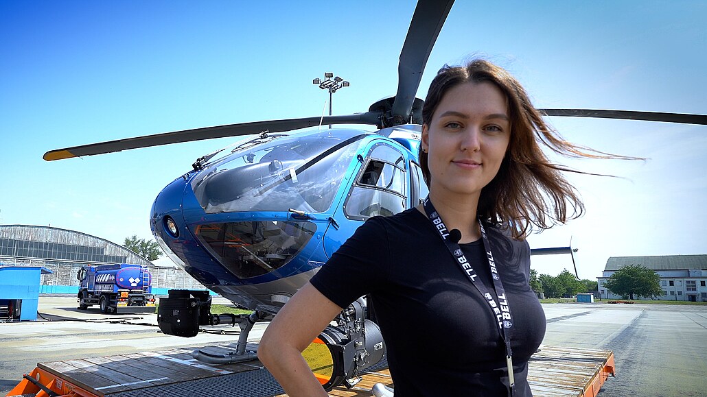 Policejní pilotka Nikola Podhadská (d�íve Tarasovi�ová) (9. zá�í 2022)