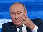 Ruský prezident Vladimir Putin na ekonomickém fóru ve Vladivostoku (7. září...