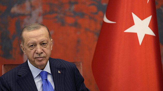 Tureck prezident Recep Tayyip Erdogan na nvtv v Blehrad (7. z 2022)