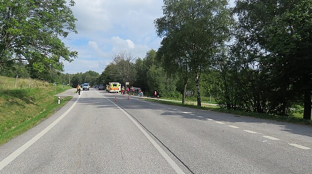 Nehoda se stala mezi ernou v Poumav a Horn Planou, kde bv o przdninch velk provoz.