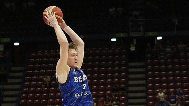 Estonsk basketbalista Sander Raieste