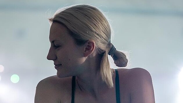 Slovensk hereka Natlia Germni v hlavn roli snmku Jej tlo (2023)