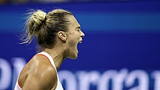Aryna Sabalenková v osmifinále US Open.