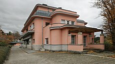 Strossova vila patí v Liberci k unikátním stavbám. Jejím autorem je architekt...