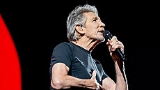 Britský zpěvák Roger Waters na koncertě v New Yorku. (31. srpna 2022)