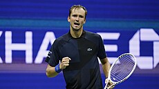 Daniil Medved�v obhajuje na US Open vít�zství z lo�ského roku.