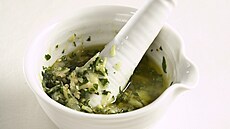 Petrelkov pesto