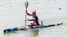 Aneka Paloudová bhem SP v rychlostní kanoistice.