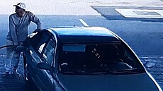 Mu� odjel bez placení od �erpacích stanic v Tábo�e, Sezimov� Ústí a Pacov�.