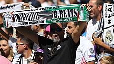Fanouci bhem ligového utkání Realu Madrid s Betisem Sevilla