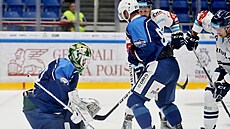 Dominik Furch v dresu Komety Brno v pípravném duelu s Vítkovicemi.