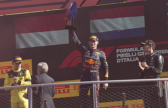 Max Verstappen vyhrál Velkou cenu Itálie ped druhým Charlesem Leclercem a...