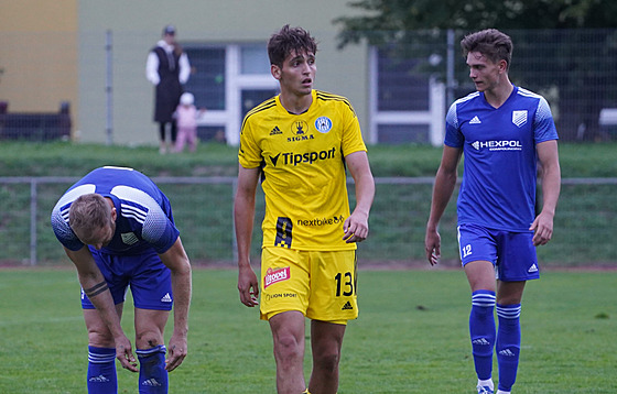 Olomoucký Mojmír Chytil (uprosted) v pohárovém utkání s Uniovem.