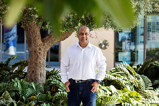 Sanjay Shah na Palmovém ostrov v Dubaji (archivní snímek z roku 2020)