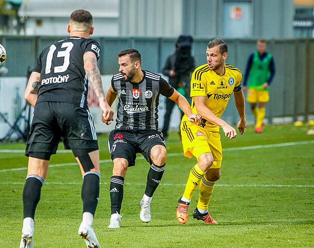 Každý se dá porazit, i Slavia, věří budějovický útočník Zajíc