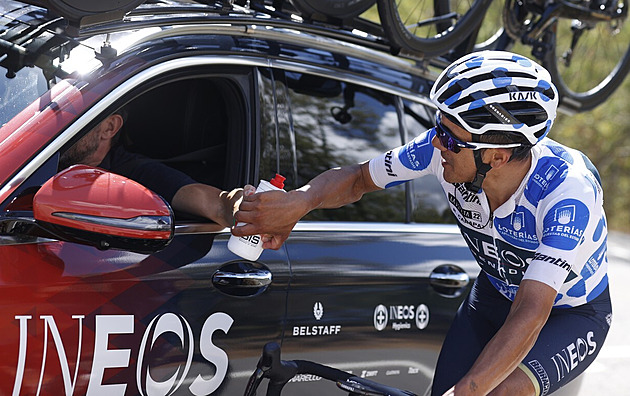 Závěrečnou horskou zkoušku ovládl Carapaz, Evenepoel si jede pro titul z Vuelty