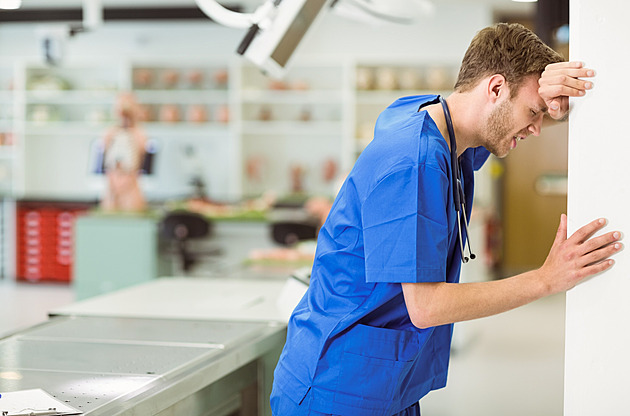 Pokud bude distanční výuka, asi seknu s medicínou. Studenty děsí ceny energií