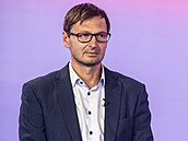 Hosty primátorské superdebaty jsou Tomá� Sk�i�ka (uskupení SPD, Trikolory a...