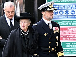 Dánská královna Markéta II. a korunní princ Frederik (Londýn, 19. září 2022)