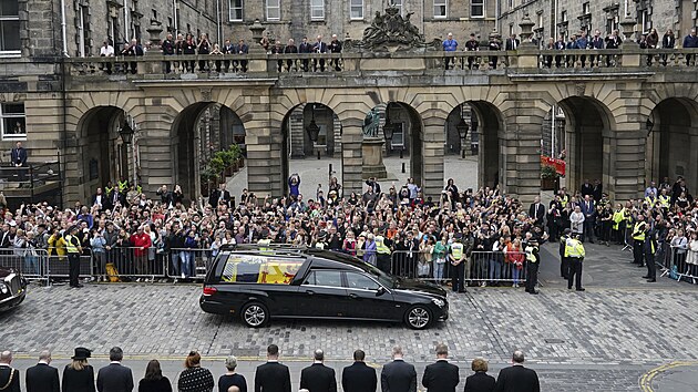 Rakev s Albtou II. dorazila do Edinburghu. (11. z 2022)