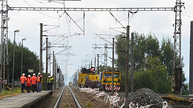 Tra u Lanova dosahuje nadmosk vky 445 metr nad moem, co je nejvy msto na trati mezi Prahou a Brnem.