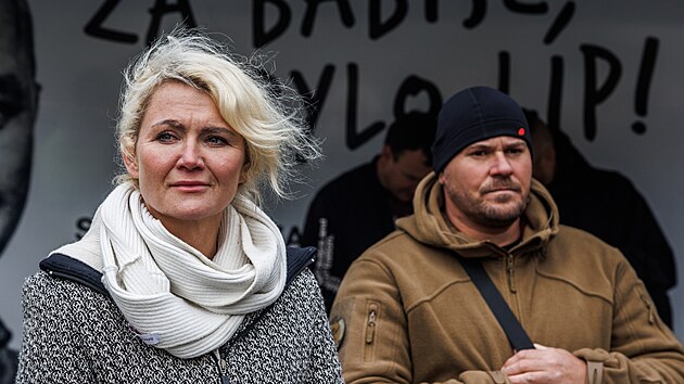Jana Nagyov obalovan v kauze ap hnzdo vyrazila s pedsedou hnut ANO Andrejem Babiem v rmci pedvolebn kampan na Vysoinu. (19. z 2022)
