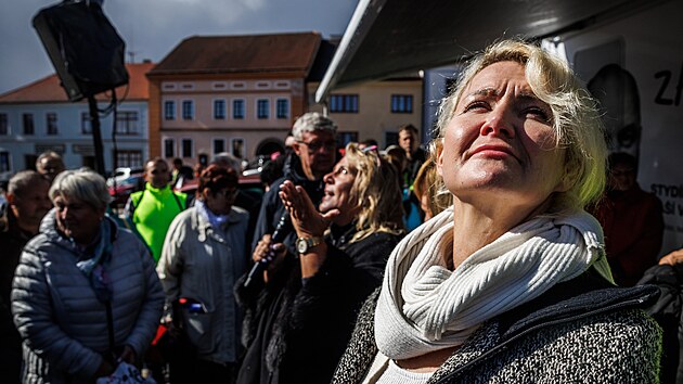 Jana Nagyov obalovan v kauze ap hnzdo kandiduje za hnut ANO do Sentu. (19. z 2022)