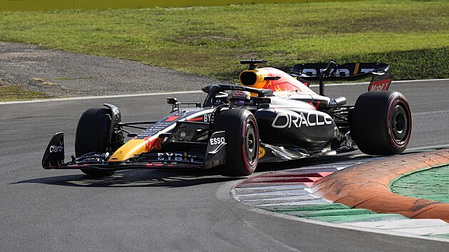 Max Verstappen z Red Bullu v kvalifikace na Velkou cenu Itlie F1.
