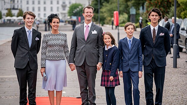 Dánský princ Felix, princezna Marie, princ Joachim, princezna Athena, princ Henrik a princ Nikolai (Kodaň, 11. září 2022)