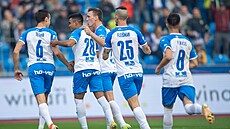 Daniel Tetour z penalty poslal Baník do vedení v zápase s Pardubicemi.