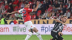 Ewerton skóruje do sít� �eských Bud�jovic.