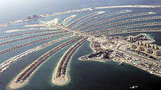 Tady se Rus�m líbí. Palm Jumeirah, um�lý poloostrov ve tvaru palmy, si Rusové...