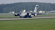 Americký transportní letoun C-17 Globemaster na mošnovském letišti v rámci Dnů...
