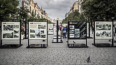 V opravené spodní části Václavského náměstí v Praze začala venkovní výstava...