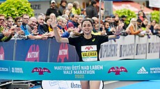 Valeria Zinnková z Ukrajiny bhem 12. roníku Ústeckého plmaratonu.