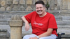 Jednikou kandidátky uskupení Olomouané je devtaticetiletý projektant a len...