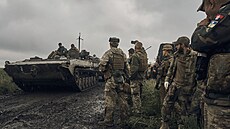 Ukrajinská armáda od začátku září dobyla zpět šest tisíc kilometrů čtverečních...
