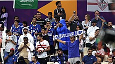 Fanouci na tribunách stadionu Lusail Iconic, co je djit finále MS 2022 v...