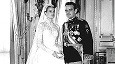 Grace Kelly a monacký kníe Rainier se vzali 19. dubna 1956.