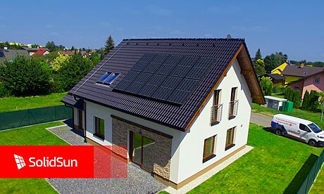 Skupina SolidSun zákazníkm poskytuje komplexní eení fotovoltaických...