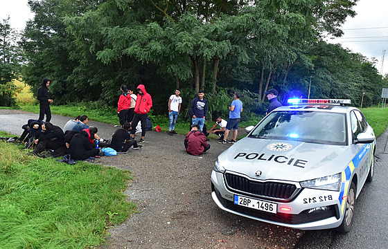 Policie na Hodonínsku zadrela skupinu 22 migrant. (15. záí 2022)