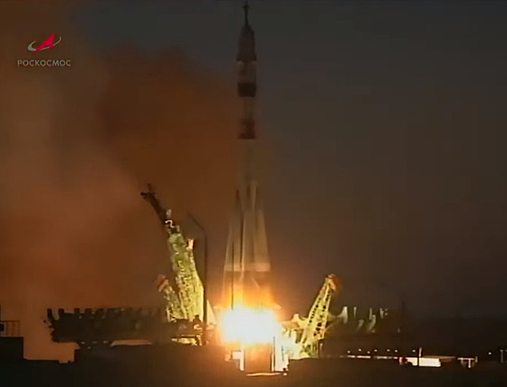 Start rakety Sojuz-2.1a s lodí Sojuz MS-22 s dvěma Rusy a jedním Američanem na...