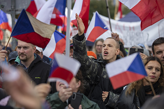 STALO SE DNES: Protestovalo se proti vládě. Kreml odmítá sabotáž plynovodů