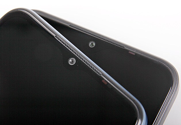 T-Mobile má vlastní tablet. A jeho telefony prošly vylepšením