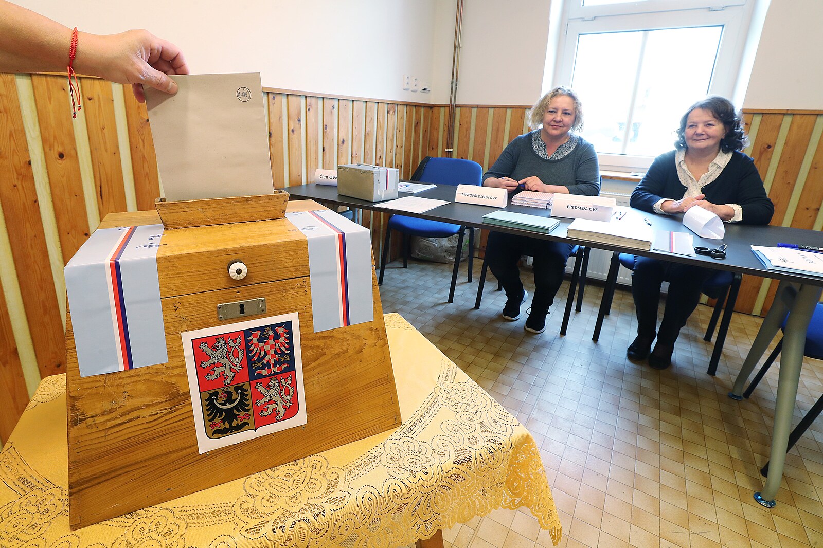 O Senát zabojuje nejméně kandidátů od roku 1998