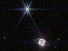 Planeta Neptun a její prstence. Fotografie poízená Webbovým teleskopem a...