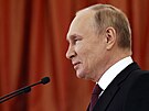 Ruský prezident Vladimir Putin se v Kremlu úastní jmenování nových...