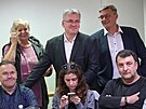 Ostravský lídr SPD Peter Harvánek (horní ada uprosted) neskrýval spokojenost...