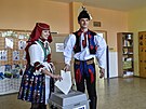 lenové chasy hlasovali ve volbách do zastupitelstev obcí v Kunovicích na...